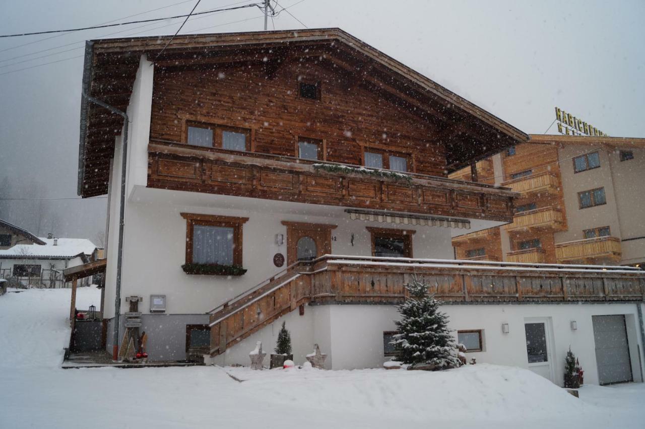 Pienz Apart Oetz Buitenkant foto